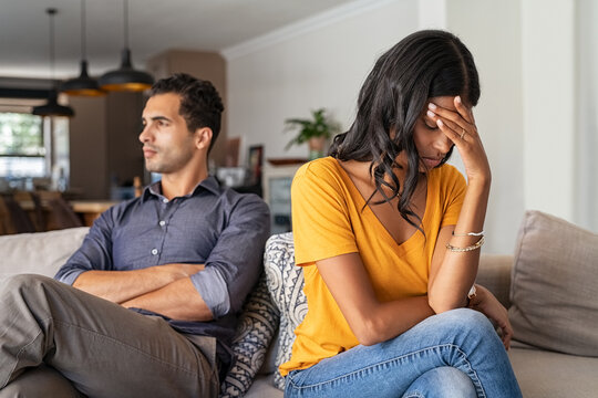 اكتشفي لماذا تشعر النساء بالذنب أكثر من الرجال